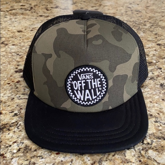 Vans Other - NWT Vans Camo Trucker Hat